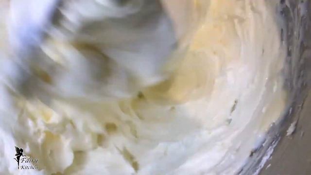 Чем удивить семью и гостей? Вкусно! Шоколадные капкейки с малиновой начинкой и масляным кремом.