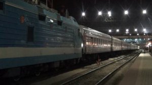 Электровоз ЭП1М-673 с пассажирским поездом №58 Иркутск - Кисловодск