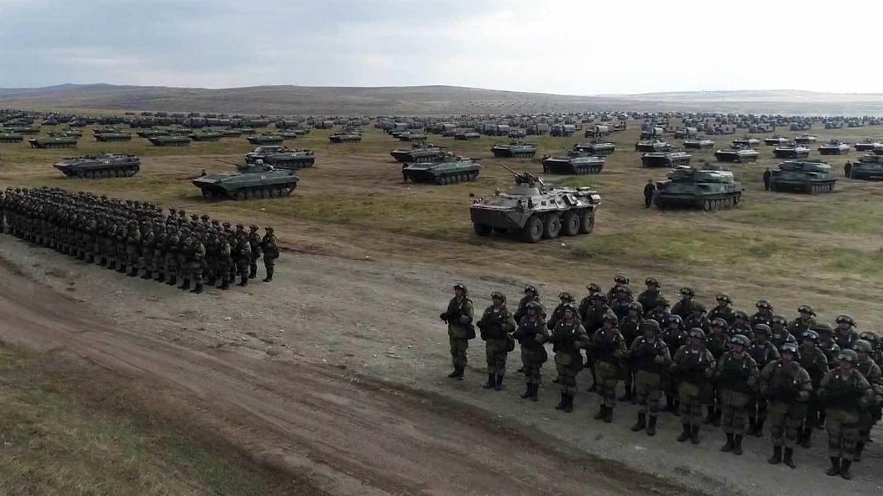 Сергей Шойгу: На учениях "Восток - 2018" войска показали высокую слаженность