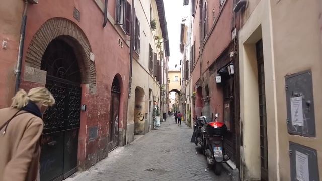 Римский шопинг CAMPO DEI FIORI | Настоящий Рим | Римская улица VIA DEI CAPPELLARI