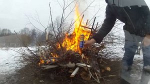 Обжигание медных проводов в костре