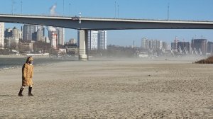 ШОК. РЕКУ ДОН СДУЛО ВЕТРОМ В РОСТОВЕ  ТЕПЕРЬ ТАМ ПУСТЫНЯ....  НУ И ПОГОДА