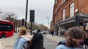 Лондон для сверхбогатых и знаменитых, исследующих лучшие районы Лондона. 4K HDR