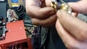 Обслуживание горелки. Разборка форсунки.