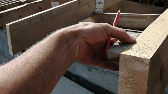 Как правильно сделать карнизы крыши. Установка капельника.