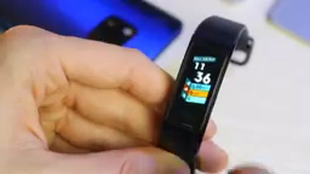 Huawei Band 3 Pro è la SPORT BAND più COMPLETA! - RECENSIONE смотреть онлайн