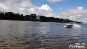 Первый спуск на воду .Катер Север 420.