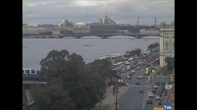 Веб-камера онлайн Поворотно-обзорная камера на Адмиралтействе, Санкт-Петербург - Camera.HomeTab.info
