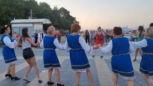 ''Опа, опа та бузуки'' пред моста в Бургас - 25 юли 2021