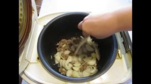 Гювеч с фаршем (в мультиварке)