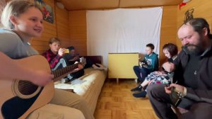 Песня "Звезда по имени солнце" на балалайке, гитаре и укулеле