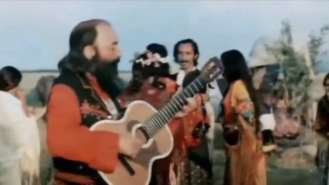 Так вперёд за цыганской звездой кочевой!