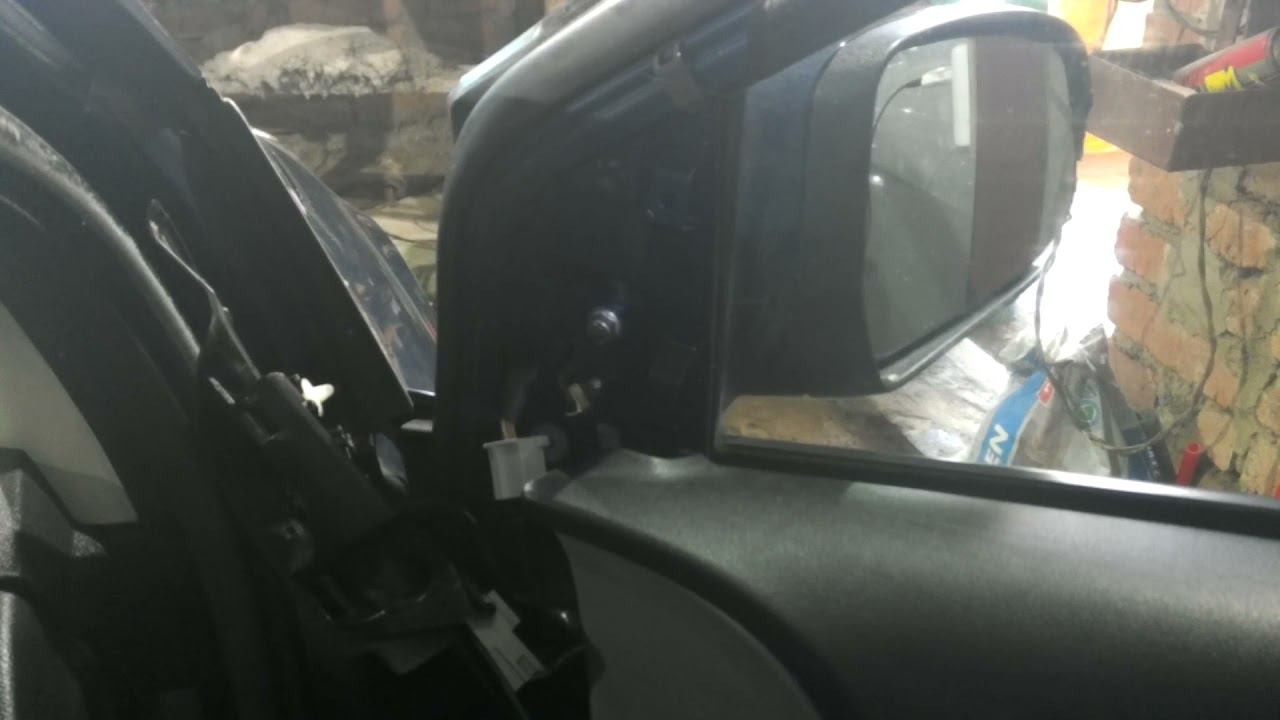 Замена зеркала заднего вида Ford Focus 2 рестайл смотреть онлайн