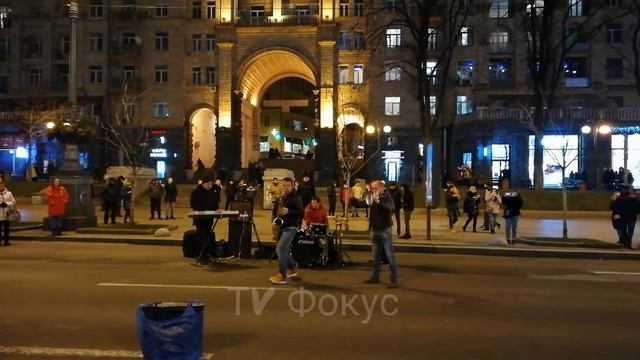 Супер хиты в исполнении уличных музыкантов. Уличная музыка. Киев. 27.01.2020 г.