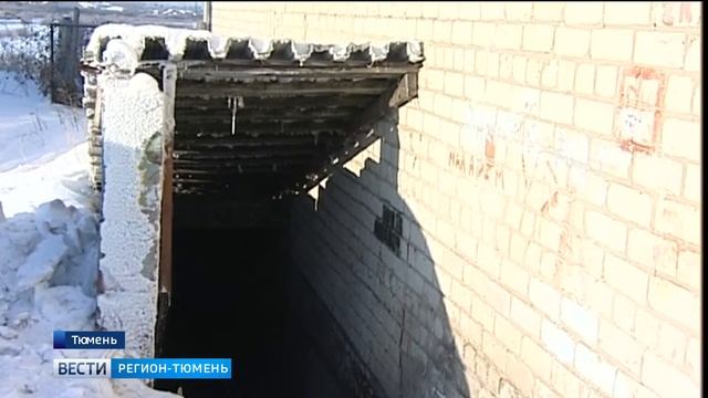 Жильцы многоэтажки пытаются решить коммунальные проблемы с помощью видеороликов смотреть онлайн