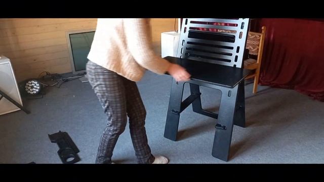 Креативный столик Дэск. Подойдёт для маленьких квартир))) смотреть онлайн