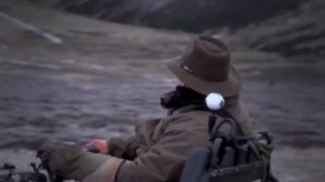 Охота с двумя беркутами и GoPro на спине в Шотландии