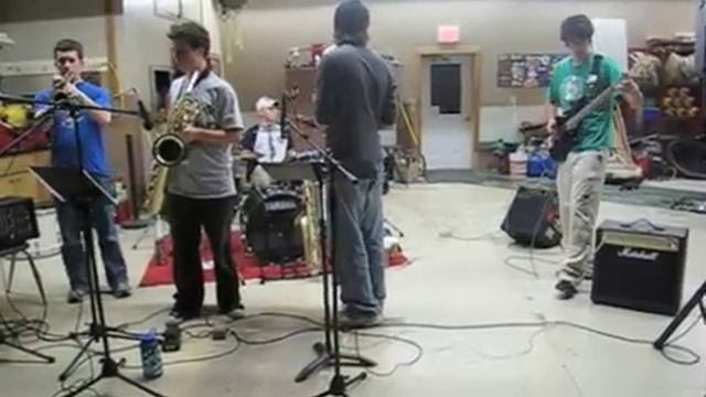 Xiphos at New Years - Chameleon смотреть онлайн