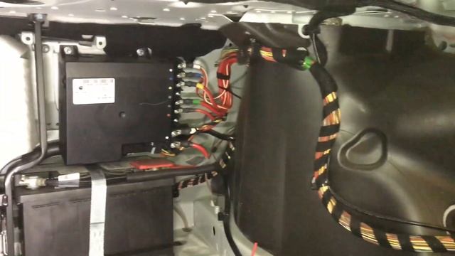 CL500 C216 Снятие заднего сиденья, полки, подголовников
