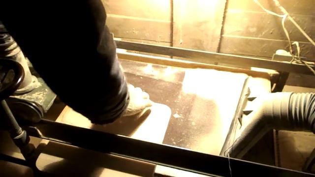 самодельная шлифовальная машина по дереву//self-made grinding machine