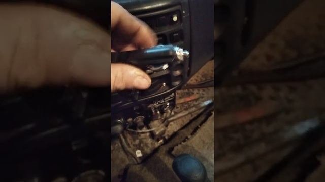 Размеры автомобильного предохранителя.