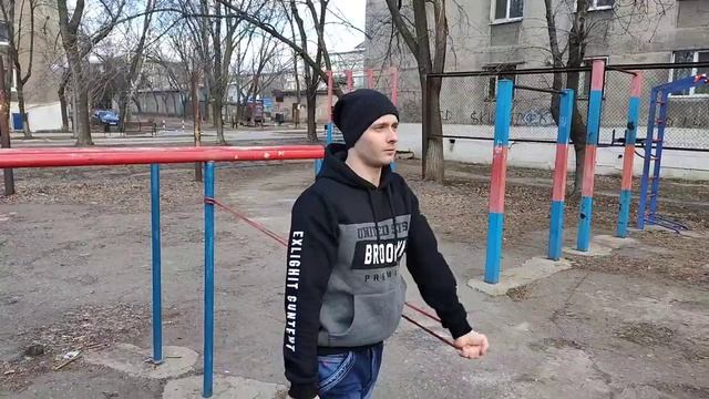 Эффективная тренировка  ПЛЕЧ !!! Тренировка ДЕЛЬТ с РЕЗИНОЙ!!!