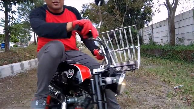 MOTOVLOG 2 Review  Test Ride Honda Monkey Kumamon CUSTOM