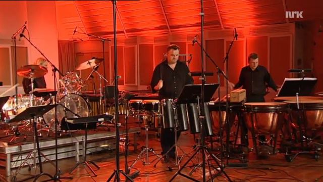 "Bonham" av Christopher Rouse, spilt av NRKs Kringkastingsorkester смотреть онлайн
