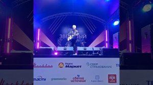 Алиса Димитриади. выступление на закрытии ночной велогонки в Москве.