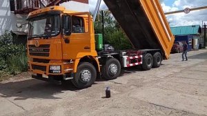 Самосвал Shacman SX3318DT366 8x4
