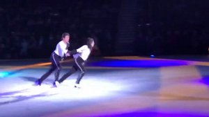Tessa Virtue & Scott Moir Stars on Ice Vancouver 2018