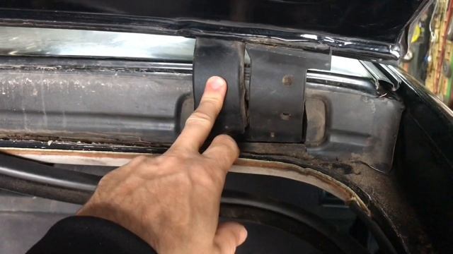 Торсион ляды BMW 5 серии E39 Как снять торсион крышки багажника на универсале ? смотреть онлайн