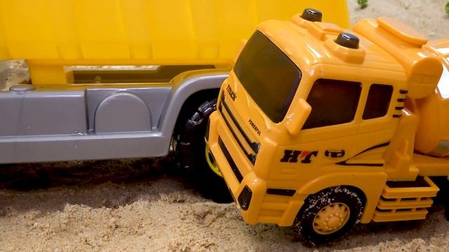 Экскаватор Самосвал Бетономешалка игрушечная машина трансформация играть смотреть онлайн