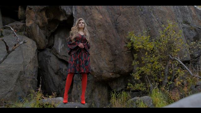 Александра Гапанович. Осень. Ролик для Instagram 2. смотреть онлайн