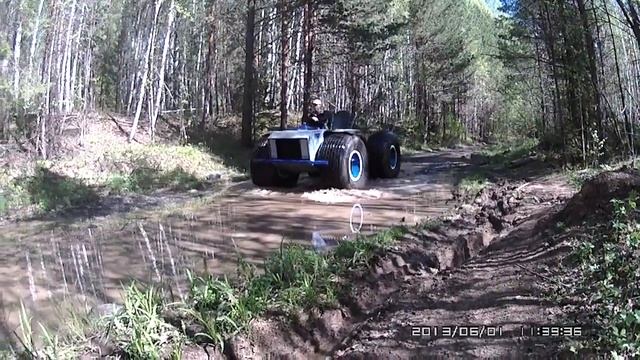 Вездеход Jupiter - небольшие лесные лужи смотреть онлайн