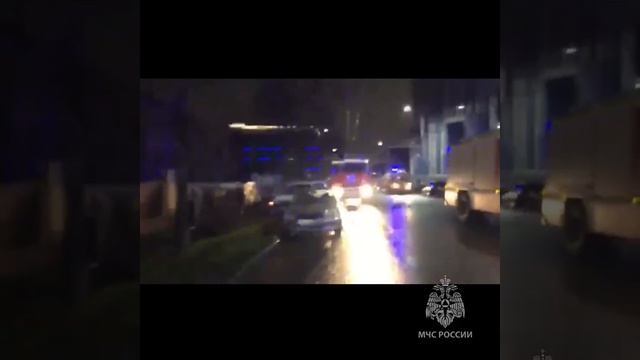 На тушение пожара в краснодарском хостеле рядом с ТРК "Сити центр" потребовалось пять часов смотреть онлайн