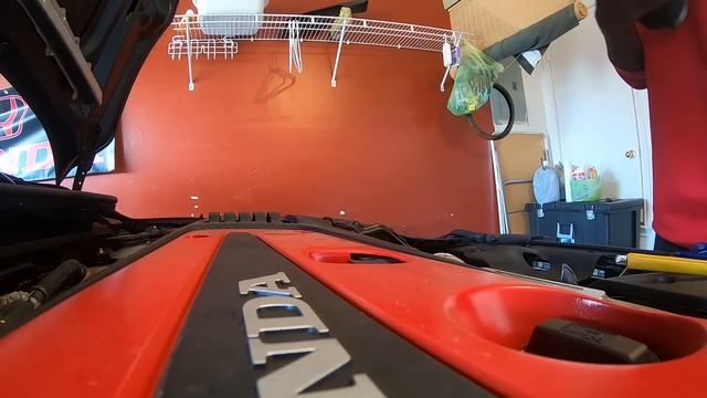 Honda Civic Type R Gets Mishimoto Intake! Sounds Amazing! смотреть онлайн