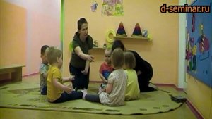 Музыкальная игра для детей раннего возраста (Колокольчик)