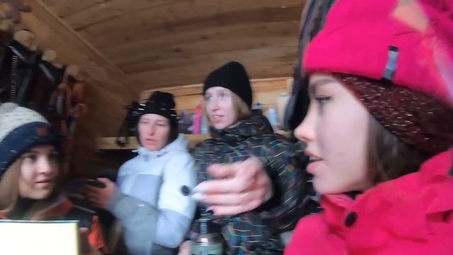 ТАЙНЫЙ САНТА (Конная Версия) | Обмен подарками В КОНЮШНЕ смотреть онлайн