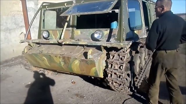 Гусеничный тягачи