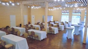 Большой ресторан на базе отдыха "Остров Приключений" Нижегородской области