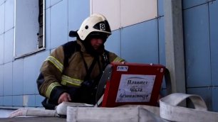 Условный пожар потушили сотрудники МЧС и УФСИН в биробиджанском СИЗО.mp4