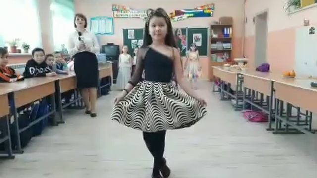 ДЕНЬ ЕДИНСТВА НАРОДОВ КАЗАХСТАНА смотреть онлайн