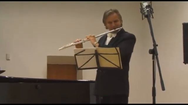 A. Vivaldi, Sonata № 6, g moll, RV 58 - I. Vivace /Borislav Yasenov (flute) смотреть онлайн