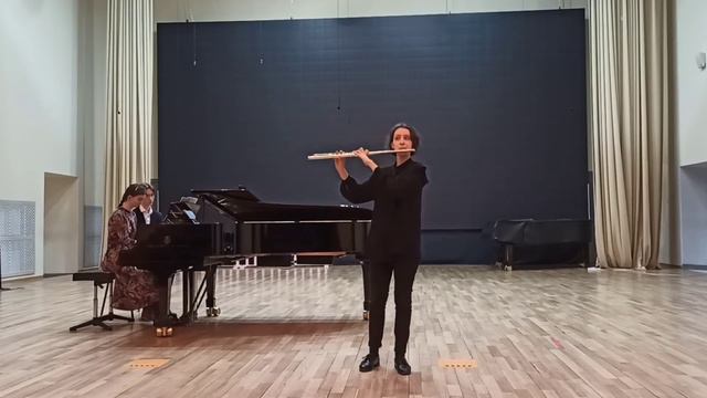 Poulenc - Flute sonata, FP 164 смотреть онлайн