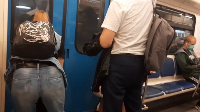 Большая Кольцевая линия до Делового центра! Покатушки на 81-760А/761А/763А "Ока", или "Баклажан"! смотреть онлайн