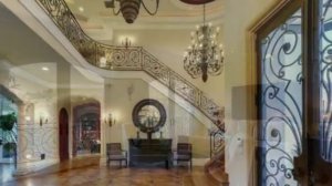 Ким Кардашьян и Канье Уэст покупают дом своих соседей