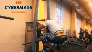 Рекорд в приседаниях с весом на поясе.