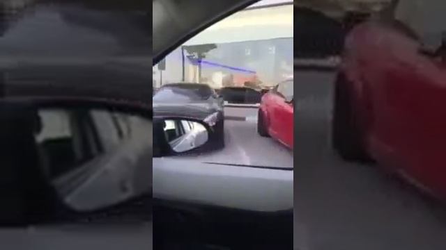 Скромная Парковка в Дубае. Modest Parking in Dubai.