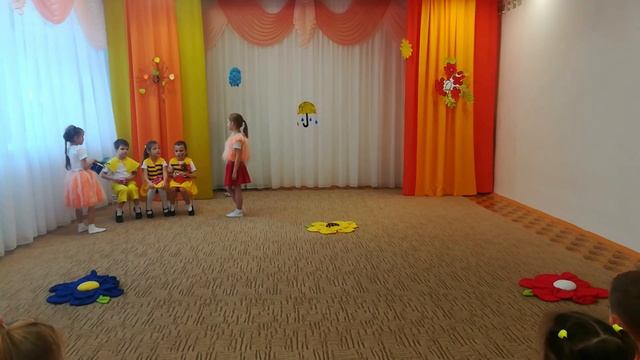 Пчелки добрые подружки смотреть онлайн